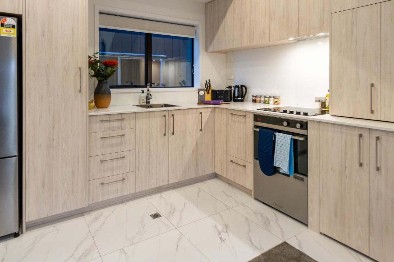 3 Bedroom 2 Bath Central City Крайстчерч Екстер'єр фото